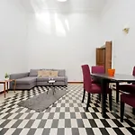 4Bnb - Quiriti Delightful Apartment